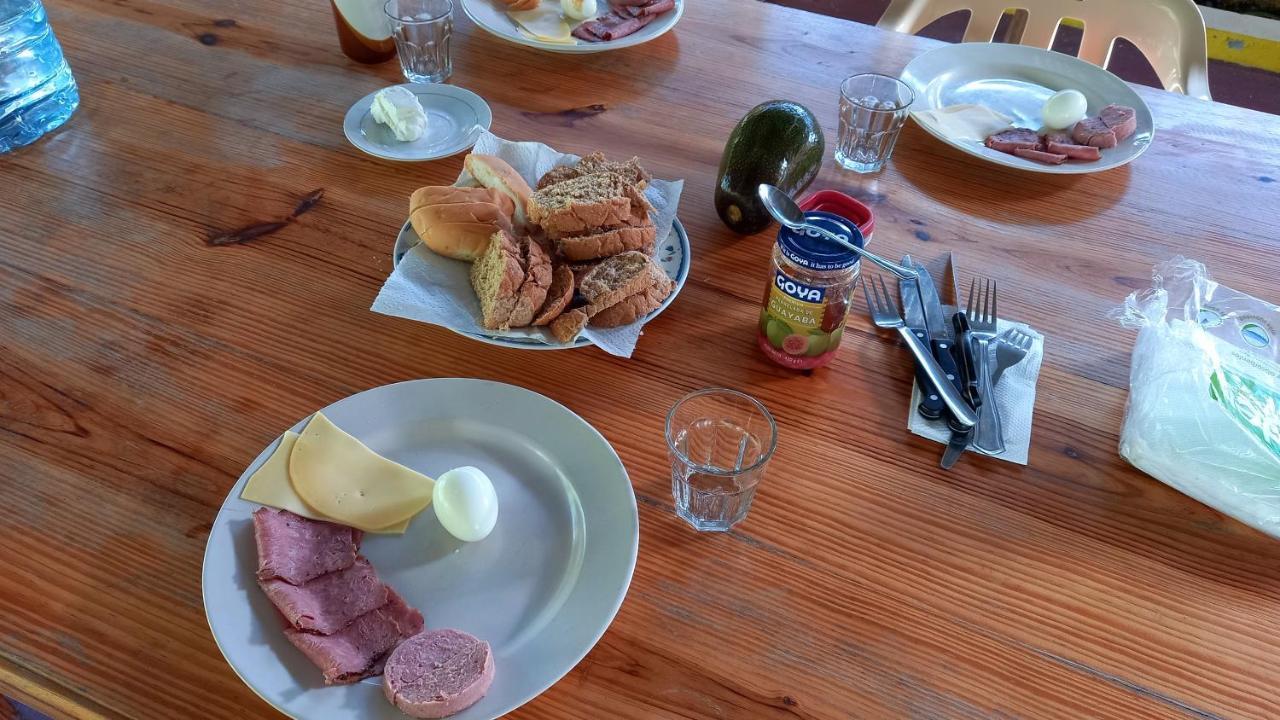Conrado'S Guesthouse B&B Las Avispas Eksteriør bilde