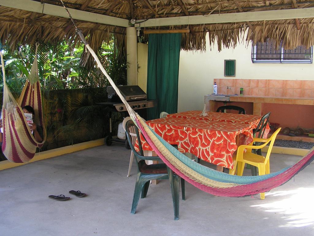 Conrado'S Guesthouse B&B Las Avispas Eksteriør bilde
